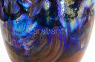 Eozinmázas kerámia kakasos kiöntő, jelzés nélkül, apró lepattanásokkal, m: 23,5 cm