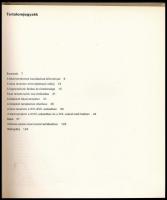 Marosi Ernő: Magyar falusi templomok. Építészeti hagyományok .Bp., 1975, Corvina.Fekete-fehér képekk...