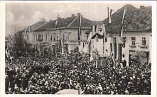 1938 Érsekújvár, Nové Zámky; bevonulás / entry of the Hungarian troops