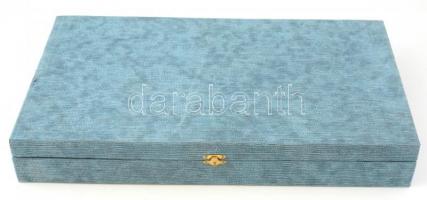 Sakk készlet. Egyedi, kézi faragású bábukkal, díszdobozban, újszerű állapotban 7-13 cm-ig / Exclusiv...