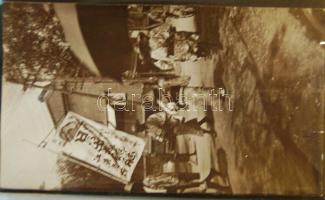 Érdekes képeslap tétel főleg Ázsia benne sok Japán, valamint Afrika és mindössze pár Európa, városké...