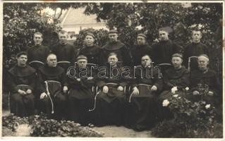 Érsekújvár, Nové Zámky; Simor Intézet, szerzetesek csoportképe / monks. Kováts photo (fl)