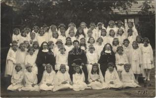 1932 Érsekújvár, Nové Zámky; Simor Intézet, III. osztályos tanulók csoportképe nővérekkel / group of students with nuns and monk. Kováts photo (EK)