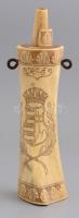 XIX. sz. Lőportartó, adagoló magyar címerrel. Faragott csont, faragott juhász figurával m 24,5 cm