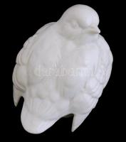Fehér mázas porcelán madár, jelzés nélkül, kis kopásnyomokkal, 11×8 cm