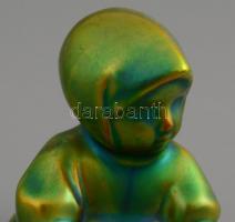 Zsolnay eozin mázas ülő kislány, jelzett, apró kopásnyomokkal, m: 7,5 cm,