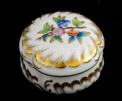 Herendi Viktória mintás porcelán bonbonier, kézzel festett, jelzett, hibátlan, m: 5,5 cm, d: 7,5 cm