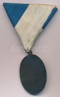 1946-1947. "Budapesti Labdarúgók Alszövetsége 1926" fém díjérem szalagon, hátoldalán graví...