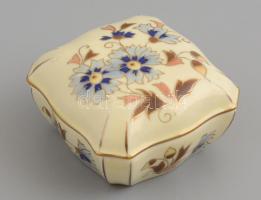 Zsolnay búzavirágmintás porcelán bonbonier, kézzel festett, jelzett, hibátlan, 4,5x7,5x7,5 cm