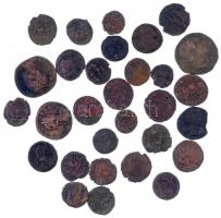 Római Birodalom ~3-4. század 30db-os bronz érme tétel T:3,3- Roman Empire ~3rd-4th Century 30pcs of bronze coins lot C:F,VG
