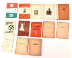 Nagy sakk könyv gyűjtemény tétel, 48 könyv. Közte 4 db Maróczy Gézával kapcsolatos sakk könyv: Maróc...