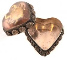 Szív alakú, rákmintájú fém szelence, 3,5x4x4 cm