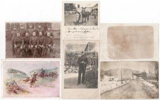 28 db RÉGI motívum képeslap és fotó: katonai, hadszníterek / 28 pre-1945 motive postcards and photos: military, theater of war