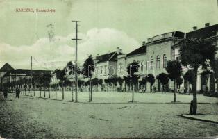 Karczag, Kossuth-tér