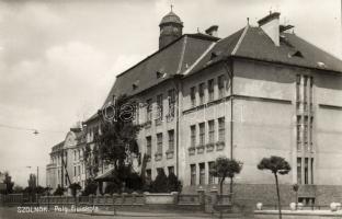 Szolnok, polgári fiúiskola