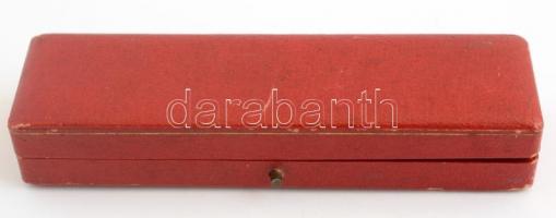 Régi, ezüst (Ag) töltőceruza. Dísz tokkal. Jelzett, 11,5 cm / Silver fountain pen