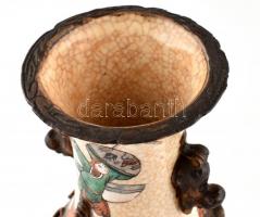 Szacuma jellegű kínai váza. Kézzel festett, repesztett mázas kerámia, réz rátétekkel. Jelzett. / Vin...