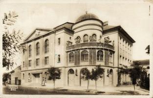 Karczag, kultúrház