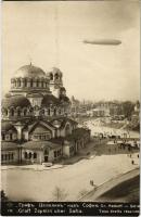Graff Zepelin über Sofia / Graf Zeppelin airship above Sofia