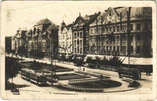 Temesvár, Timisoara; Lloyd palota, villamos / palace, tram. Arta photo (EB)