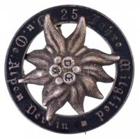 Ausztria ~1930. "Osztrák Alpesi Egyesület 25 éves tagság" zománcozott, jelzett Ag jelvény (6,74g/0.800/30mm) T:2 Austria ~1930. "Austrian Alps Society - Member for 25 years" enamelled and hallmarked Ag badge (6,74g/0.800/30mm) C:XF