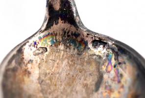 Ezüst (Ag) kiskanél, 7 db, jelzett, egyiken monogrammal, kopott, nettó: 90 g