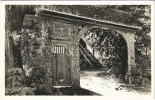 1941 Szejke, Seiche (Székelyudvarhely, Odorheiu Secuiesc); Székely Kapu, építette Orbán Balázs. Kováts István fényképész kiadása / Szekler gate, Transylvanian folklore (EK)