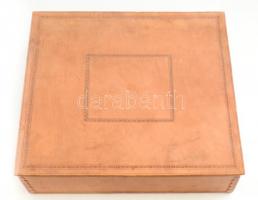 Antal László (1942): Iparművész sakk készlet. Fém figurák. Nagy méretű táblával 50x50 cm. Bőrdíszműv...