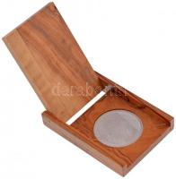 Izrael DN "Názáret" jelzett Ag emlékérem fából készült dísztokban (26,06g/0.935/37mm) T:1 ...
