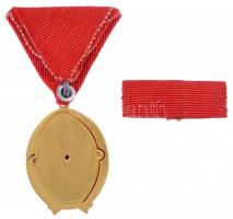 1964. "Munka Érdemrend" arany fokozata, aranyozott, zománcozott Br kitüntetés mellszalagon...