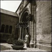 1983 Lébénymiklósi kéttornyú templom, Menesdorfer Lajos (1941-2005) budapesti fotóművész hagyatékábó...