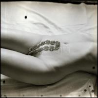 Szerelmi játékok. Eltérő időpontokban, különböző helyszíneken és több fotómodell közreműködésével ké...