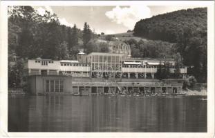 1941 Szováta-fürdő, Baile Sovata; Medve-tói strand és kádfürdő. Körtesi K. fényképész felvétele és kiadása / lake, beach, bathers (EK)