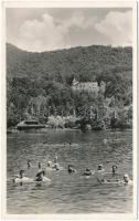 1942 Szováta-fürdő, Baile Sovata; Medve-tó, fürdőzők. Körtesi Károly fényképész felvétele és kiadása / lake, beach, bathers