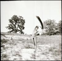 Női csillogások, női villantások. Eltérő időpontokban, különböző helyszíneken és több fotómodell köz...