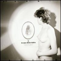 Csak lazán, de mindig kívánatosan! Eltérő időpontokban, különböző helyszíneken és több fotómodell kö...