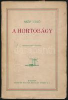 Szép Ernő: A Hortobágy. Bp.,1930,Singer és Wolfner, 232+1 p. Első kiadás. Kiadói illusztrált papírkötés, kissé foltos, kissé kopott borítóval.