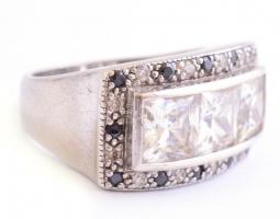 Ezüst(Ag) extravagáns köves gyűrű, jelzett, méret: 59, bruttó: 10,97 g