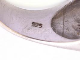 Ezüst(Ag) extravagáns köves gyűrű, jelzett, méret: 59, bruttó: 10,97 g