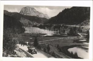 1946 Gyergyószentmiklós, Gheorgheni; Gyilkos-tó környéke, automobil. Heiter György udv. fényképész felvétele / Lacul Rosu (Ghilcos) / lake, automobile