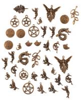 40 db figurális és szimbólumos réz medál