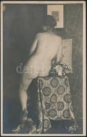 cca 1920 Akt háttal, fotólap, 13,5×8,5 cm