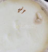 2 db virágos díszítésű fajansz bögre, jelzett, apró kopásokkal m: 9,5 cm