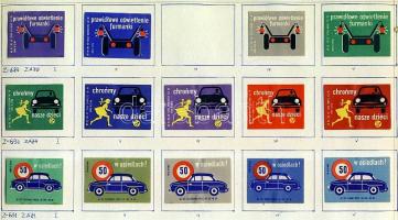 400 darabos lengyel gyufacímke-gyűjtemény iratrendezőben