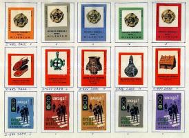 400 darabos lengyel gyufacímke-gyűjtemény iratrendezőben