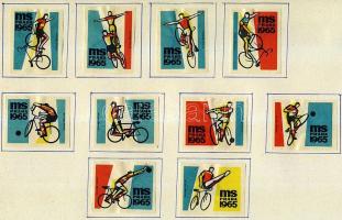 932 darabos csehszlovák gyufacímke-gyűjtemény iratrendezőben