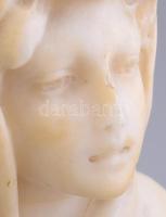 Henry Schumacher (?-?): Alabatásrom büszt, jelzett (Henry 10), márvány talapzaton, részben javított ...