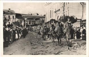 1940 Marosvásárhely, Targu Mures; bevonulás. Sárai E. 54. / entry of the troops + So. Stpl