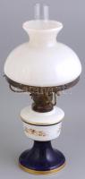 Német porcelán petróleum lámpa. Jelzett, matricás, hibátlan 44 cm