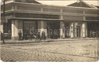 1931 Sepsiszentgyörgy, Sfantu Gheorghe; Kolcza Testvérek üzlete, Bodega / Fratii Kolcza / street view, shops. photo (apró lyuk / tiny pinhole)
